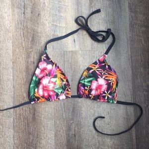 Tropical Triangle Top